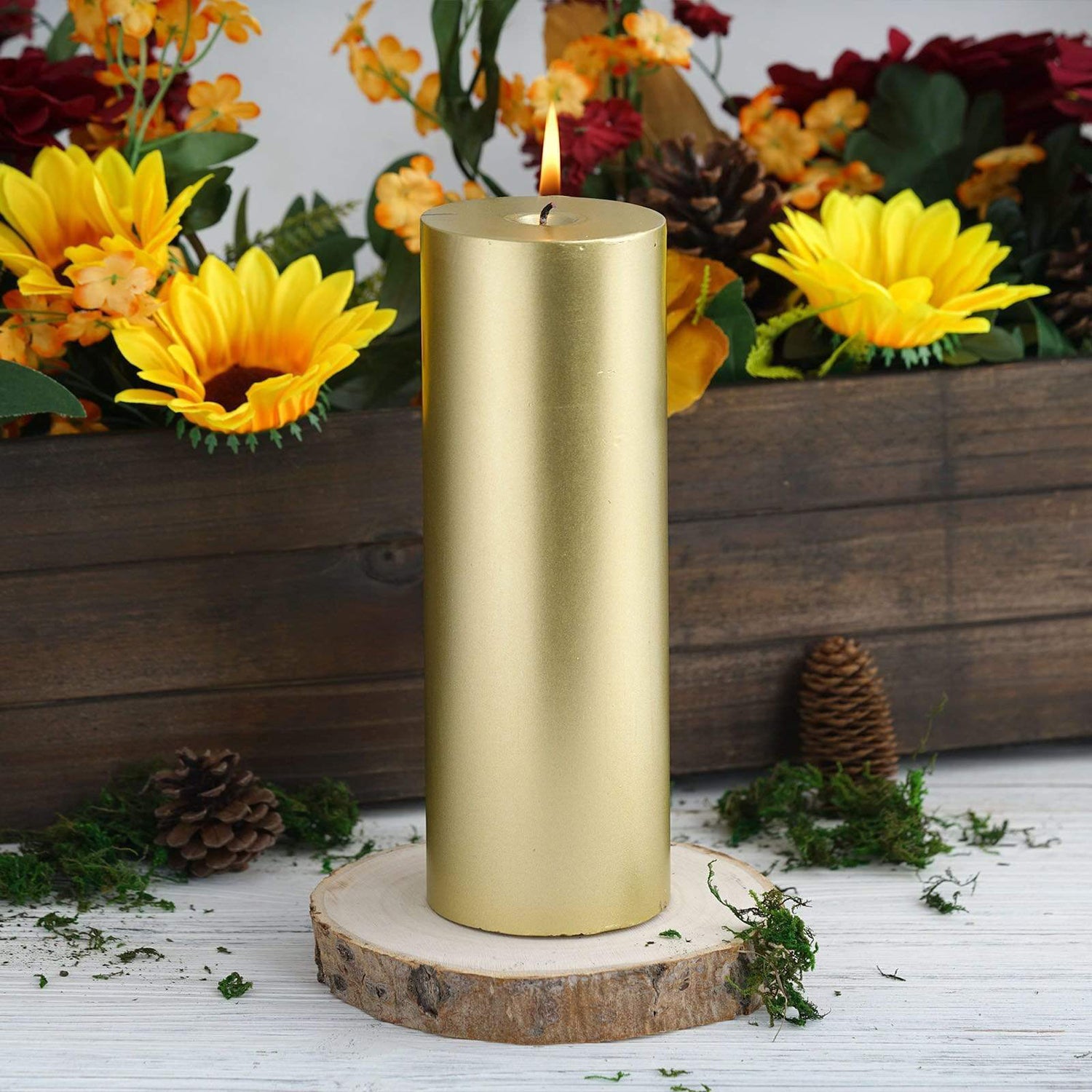 Golden round soy wax pillar candle -Cinnamon scent