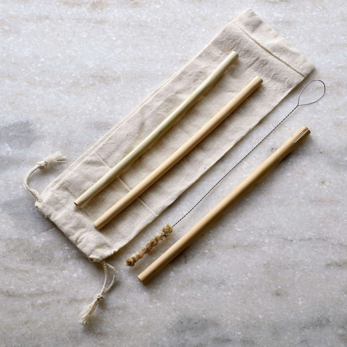 Bamboo straws with cleaner